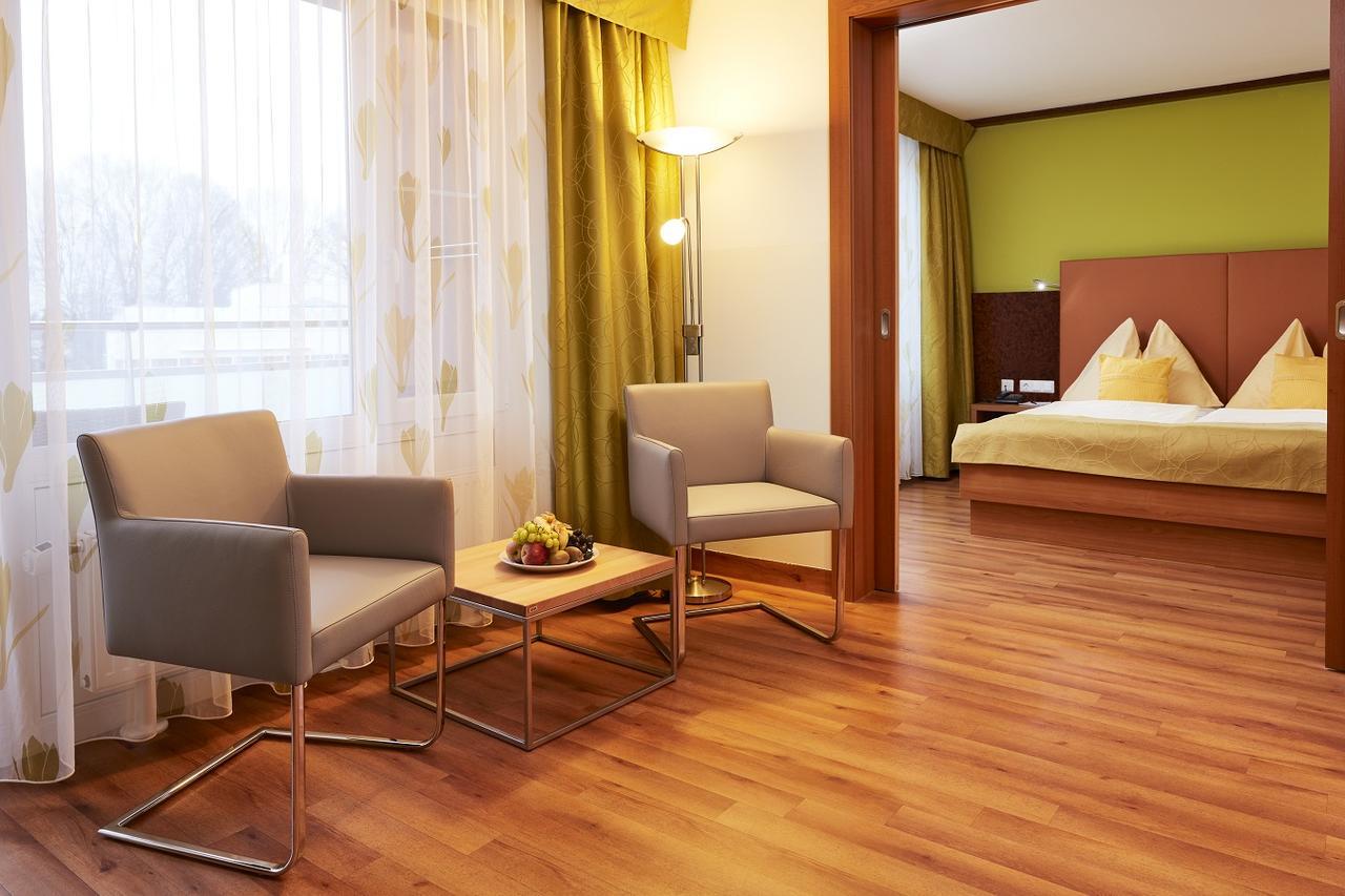 Thermalhotel Fontana บัดราดเคอร์สบวร์ก ภายนอก รูปภาพ