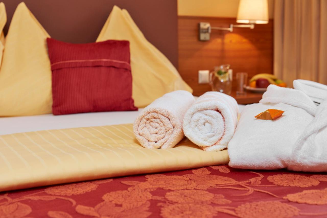 Thermalhotel Fontana บัดราดเคอร์สบวร์ก ภายนอก รูปภาพ